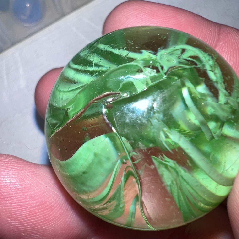 Mixed Lot of Assorted Glass Marbles Shooters Boulders Cats-Eyes with Case - Picture 8 of 16